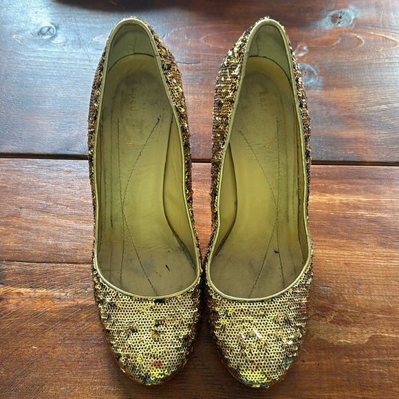 Kate Spade New York gold sequin red heel stiletto pumps size 8 Made in Italy - Picture 1 of 8